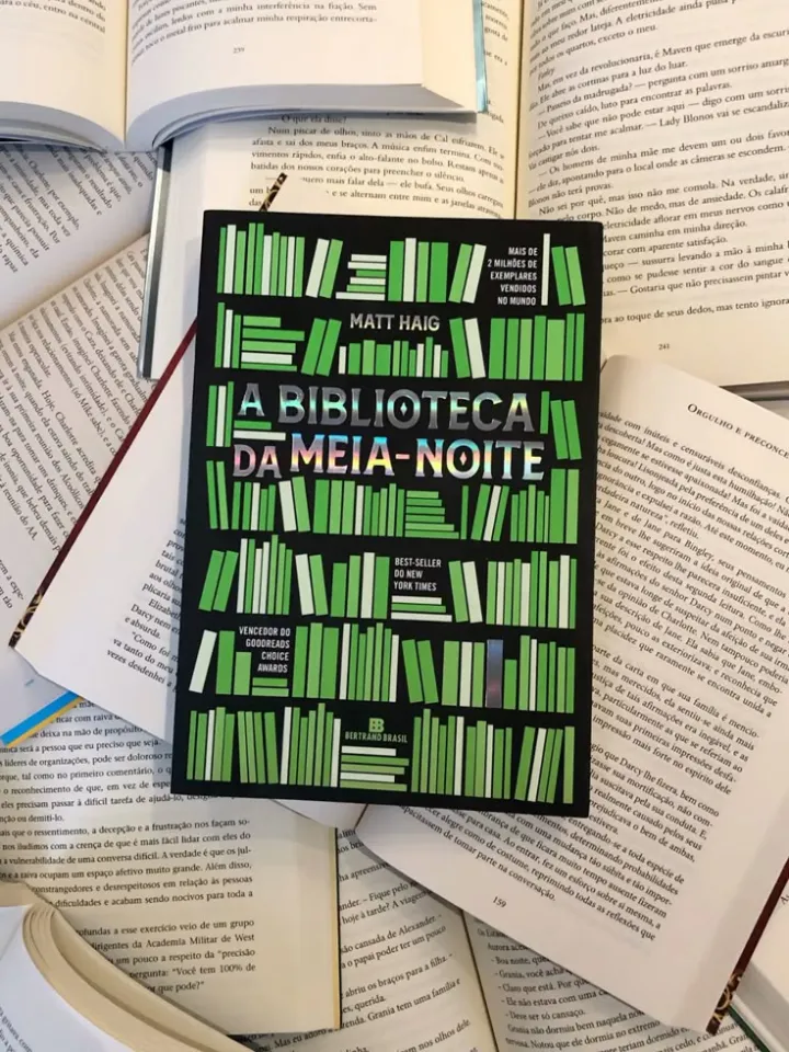 Capa do livro A Biblioteca da Meia-Noite